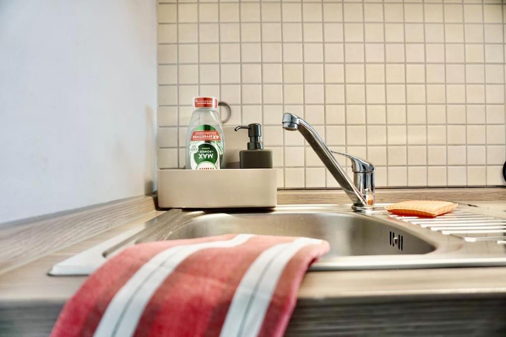Modernes Apartment Mit Privatem Stellplatz Wenige Minuten Von Der Innenstadt & Mosel 科布倫茨 外观 照片