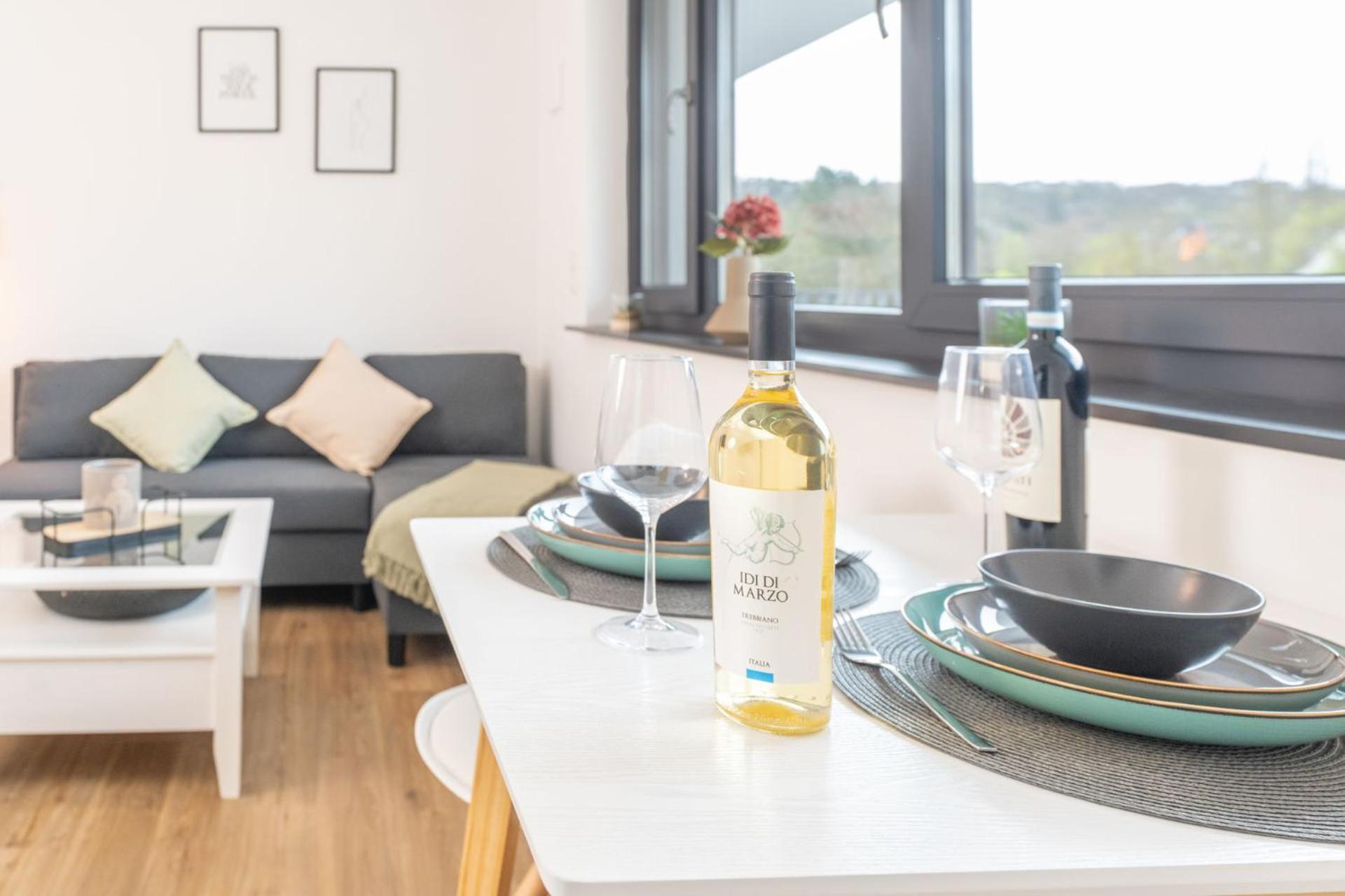 Modernes Apartment Mit Privatem Stellplatz Wenige Minuten Von Der Innenstadt & Mosel 科布倫茨 外观 照片